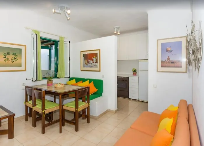 Afrodite On The Sea * Ornos (Mykonos)