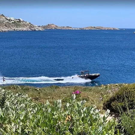 Afrodite On The Sea *