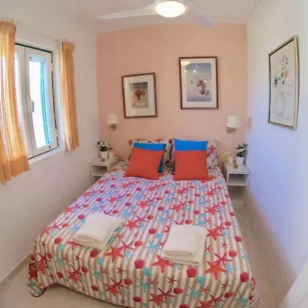 Afrodite On The Sea Орнос